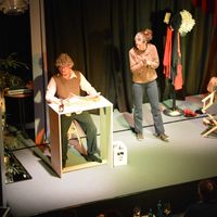 Bild vergr&ouml;&szlig;ern: Mit &raquo;Gretchen 89 ff.&laquo; feiert das kleine Theater im Rathaus Premiere (3)