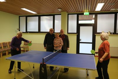 Bild vergr&ouml;&szlig;ern: Seniorenf&ouml;rderverein Alzenau e.V. spendet Tischtennisplatte
