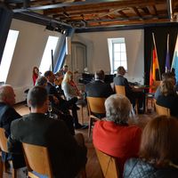 Bild vergr&ouml;&szlig;ern: Ehrung der Stadtr&auml;te im Schl&ouml;sschen Michelbach (5)