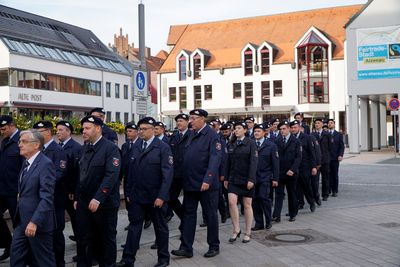 Bild vergr&ouml;&szlig;ern: Beeindruckender Festakt zum 150-j&auml;hrigen Bestehen der Freiwilligen Feuerwehr Alzenau