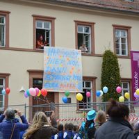 Bild vergr&ouml;&szlig;ern: Faschingsnarren st&uuml;rmen das Rathaus, in Alzenau beginnt die 5. Jahreszeit (5)