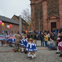 Bild vergr&ouml;&szlig;ern: Faschingsnarren st&uuml;rmen das Rathaus, in Alzenau beginnt die 5. Jahreszeit (6)