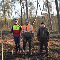 Bild vergr&ouml;&szlig;ern: &raquo;Plant for the Planet&laquo; in Alzenau (3)