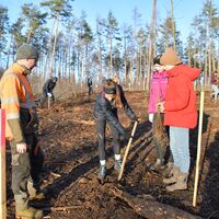 Bild vergr&ouml;&szlig;ern: &raquo;Plant for the Planet&laquo; in Alzenau (4)