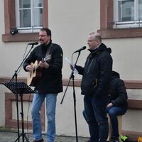 Bild vergr&ouml;&szlig;ern: Friedenskundgebung - Solidarit&auml;t mit der Ukraine auf dem Rathausvorplatz in Alzenau (5)
