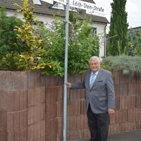 Bild vergr&ouml;&szlig;ern: Umbenennung Nikolaus-Fey-Stra&szlig;e in Nikolausstra&szlig;e und Edith-Stein-Stra&szlig;e (3)