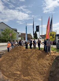 Bild vergr&ouml;&szlig;ern: Spatenstich zum Ausbau der K&auml;lberauer Stra&szlig;e im Stadtteil Michelbach