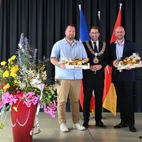 Bild vergr&ouml;&szlig;ern: 06-1306 Jubil&auml;um Thaon Hahnenkammhalle (443)