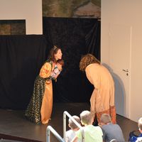 Bild vergr&ouml;&szlig;ern: Premiere des Kindertheaterst&uuml;cks Rumpelstilzchen