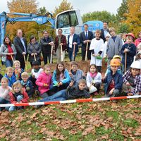 Bild vergr&ouml;&szlig;ern: Spatenstich f&uuml;r den Neubau des Kinderhorts an der 