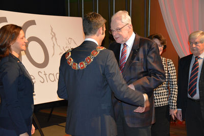 Bild vergr&ouml;&szlig;ern: IHK-Ehrenpr&auml;sident Horst Michaels beim Neujahrsempfang der Stadt Alzenau