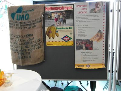Bild vergr&ouml;&szlig;ern: In den Pausen gibt es an der Karl-Amberg-Mittelschule regelm&auml;&szlig;ig fair gehandelte Produkte.