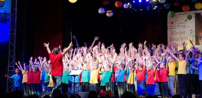 Bild vergr&ouml;&szlig;ern: Verschiedenes_KINDER BRAUCHEN MUSIK (2)