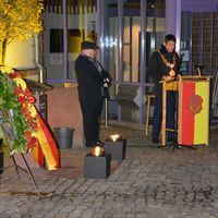 Bild vergr&ouml;&szlig;ern: Gedenkfeier f&uuml;r j&uuml;dische Mitb&uuml;rgerinnen und Mitb&uuml;rger am Sonntag, 26. November 2017 (2)