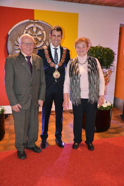 Bild vergr&ouml;&szlig;ern: Erste Begegnung im neuen Jahr am 1.1.2018 in der Prischo&szlig;halle Alzenau (17)