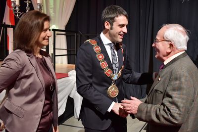 Bild vergr&ouml;&szlig;ern: Erste Begegnung im neuen Jahr am 1.1.2018 in der Prischo&szlig;halle Alzenau (1)
