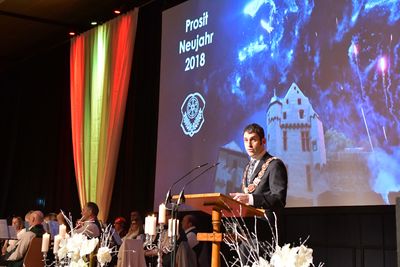 Bild vergr&ouml;&szlig;ern: Erste Begegnung im neuen Jahr am 1.1.2018 in der Prischo&szlig;halle Alzenau (8)