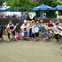 Bild vergr&ouml;&szlig;ern: Gitarrenspielkreise Volkach