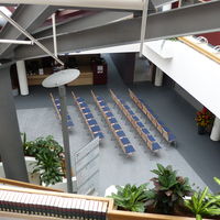 Bild vergr&ouml;&szlig;ern: Bibliotheksfoyer
