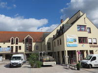 Bild vergr&ouml;&szlig;ern: Ger&uuml;staufbau an der Fassade